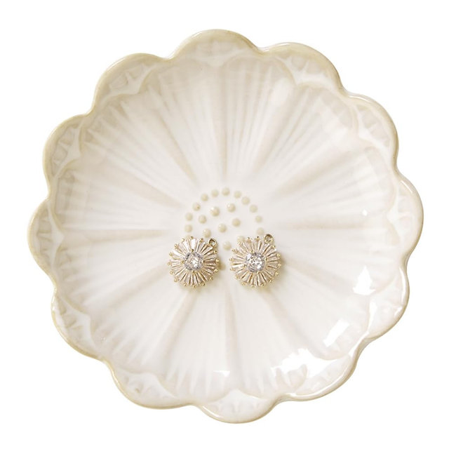Lotus Ring Holder Dish Small Indoor Ash Tray, Ceramic Dessert Plate Trinket Jewelry Holder Organizing Necklace Earrings for Parents Friends Sister, White. All Jewelries Are NOT Included.