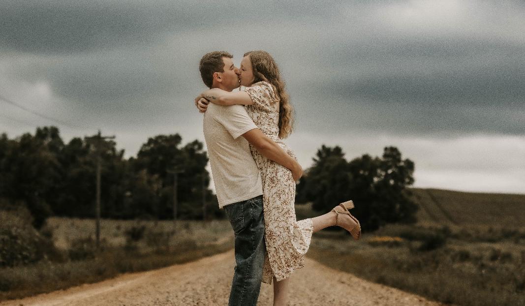 The Wedding Website of Hope Bicknase and Austin Holm