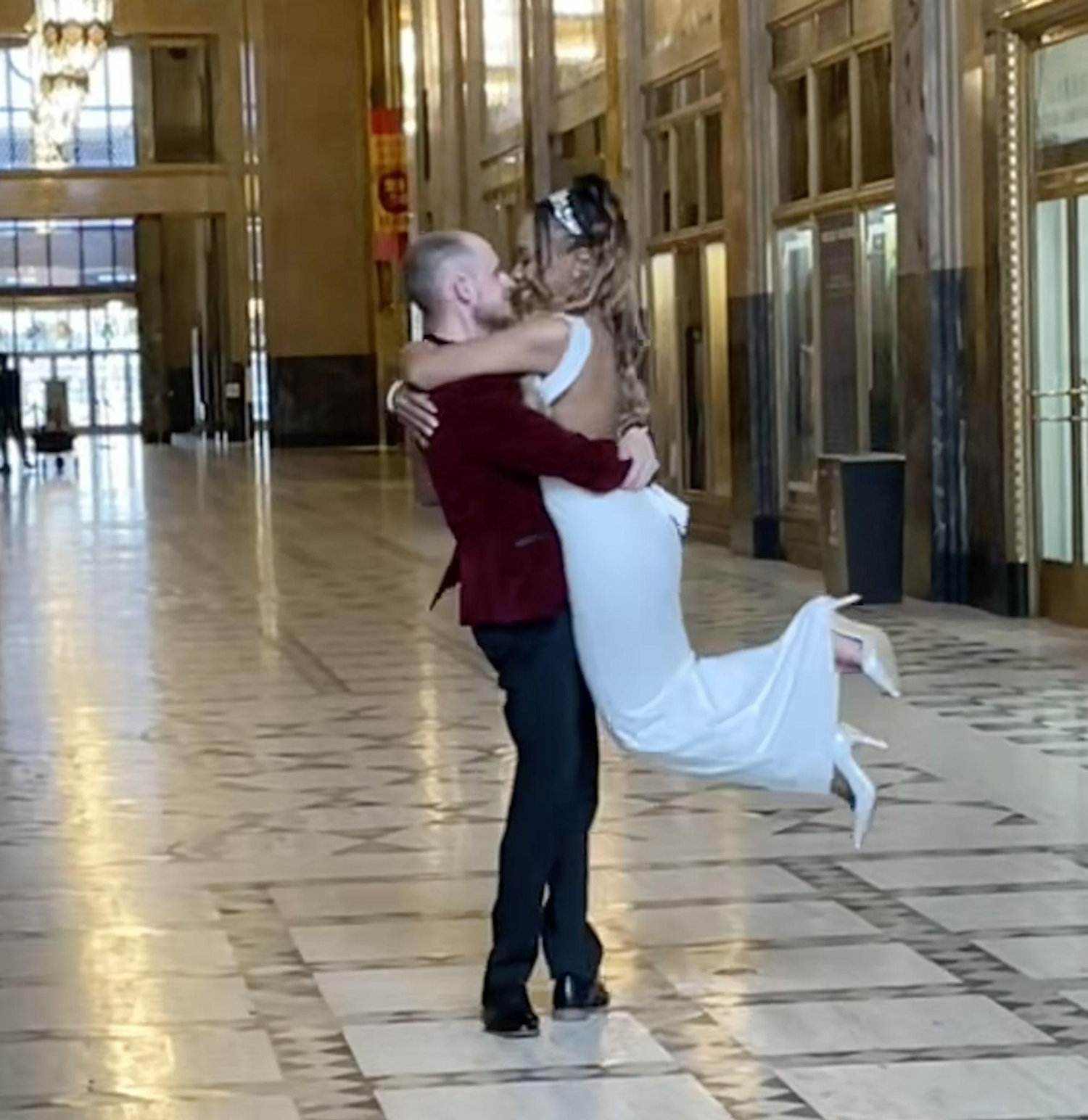 The Wedding Website of Tori Thomas and Joel Sweezea