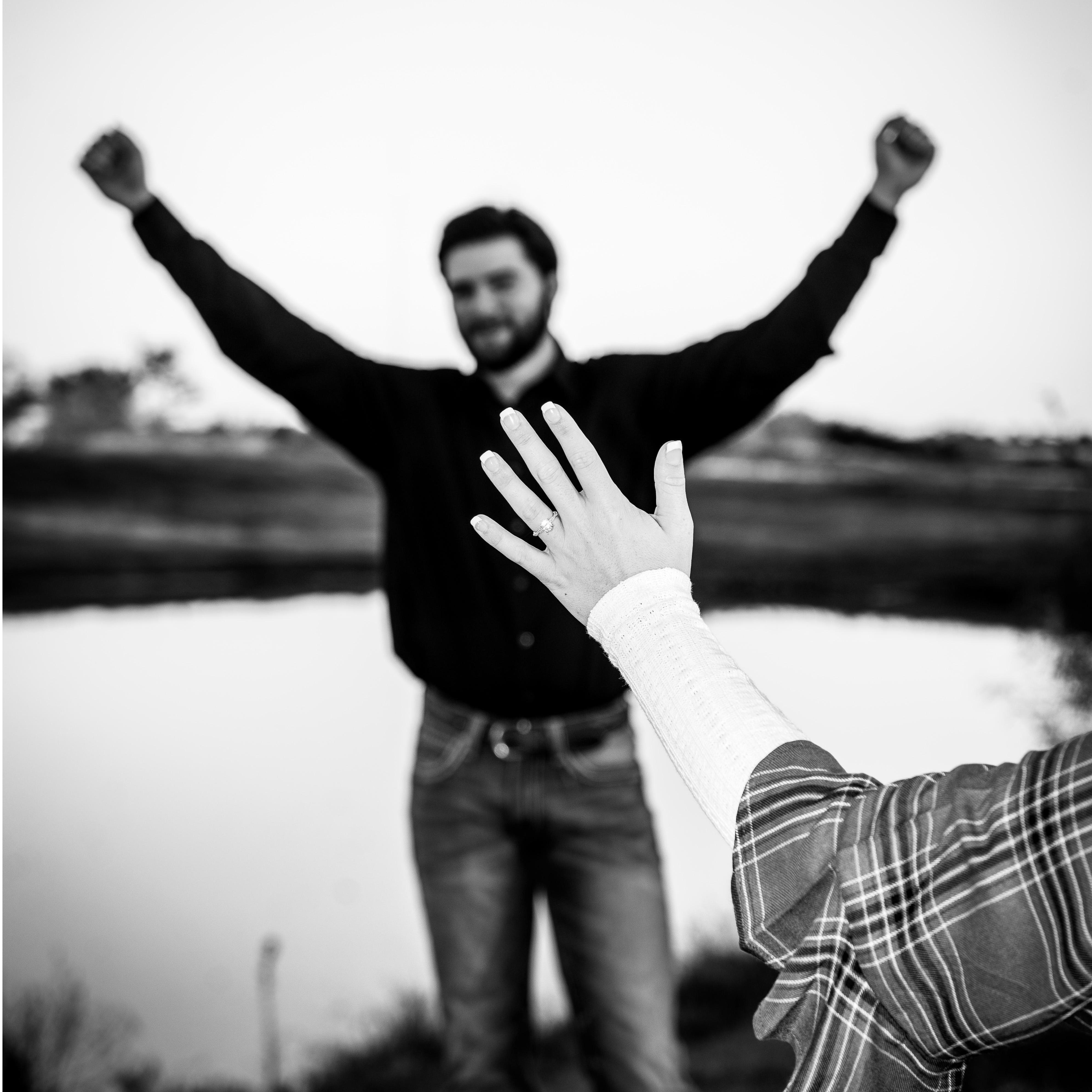 Engagement Photos! :)
