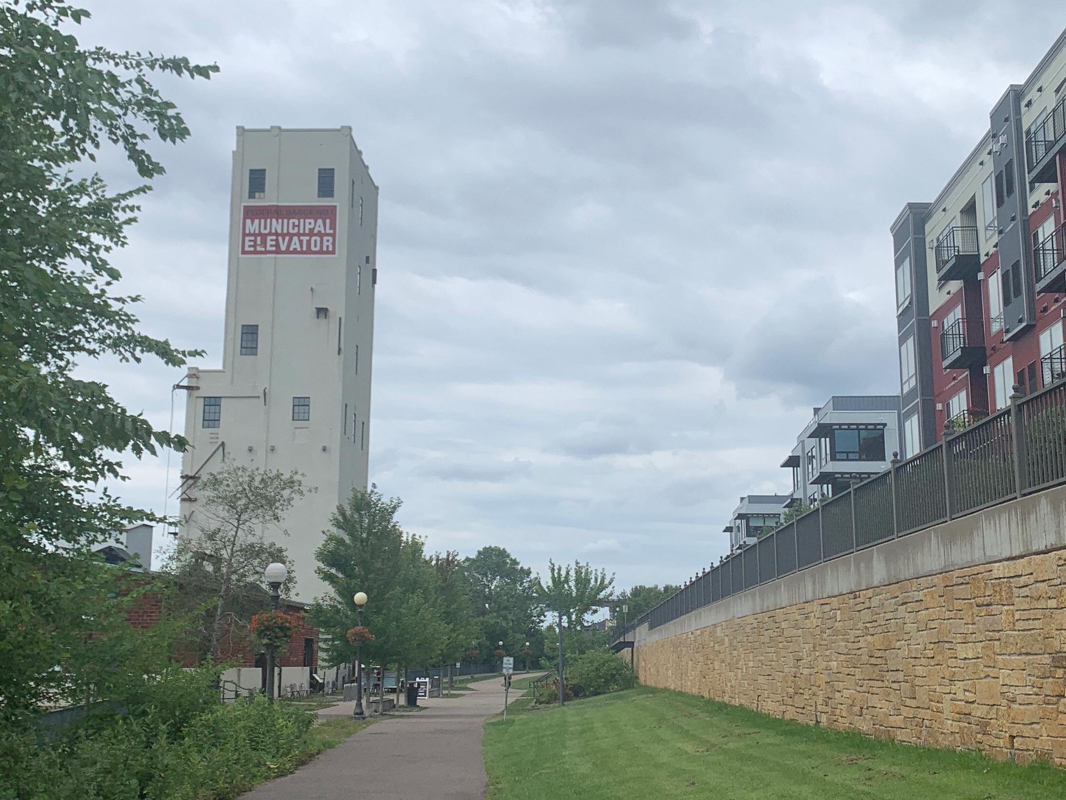 The Wedding Website of Abby Skoog and Mario Munoz