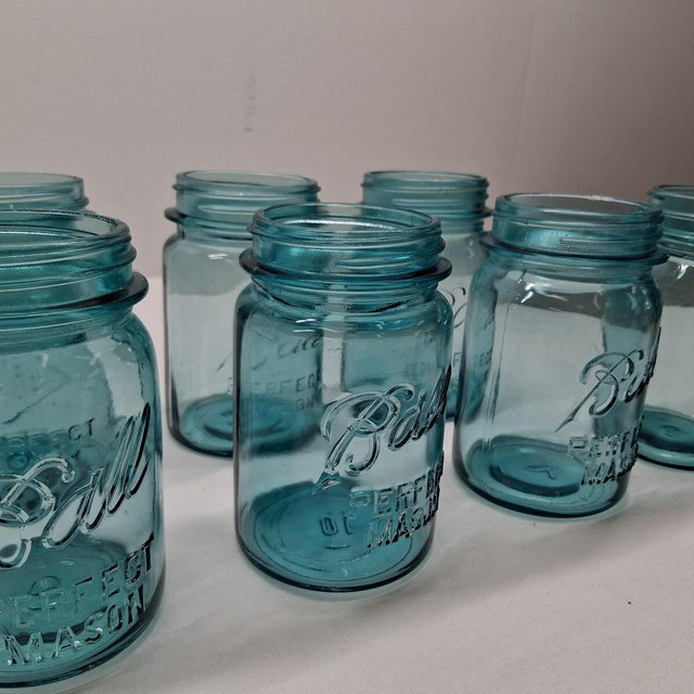 Vintage Ball Mason Jar, Pint Ball Blue, "Perfect Mason" 1923-1933 Canning Storage Decor
