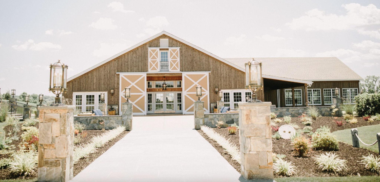 The Wedding Website of Esme Beardall and James Kasak
