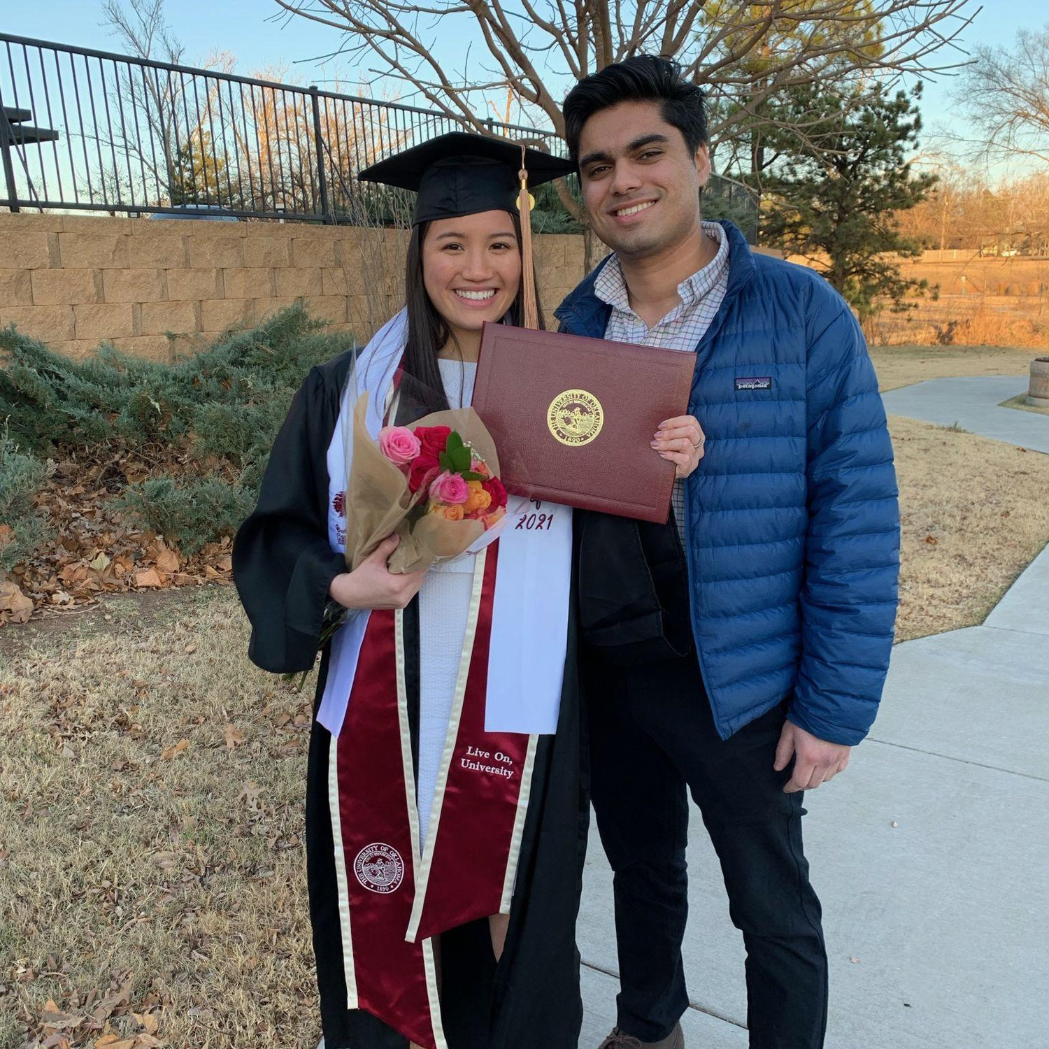 December 2021: Caroline graduates from OU