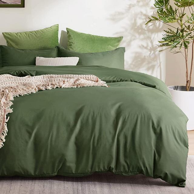Bedsure Olive Green Duvet Cover California King Size - Soft Brushed Microfiber Duvet Cover Set 3 Pieces with Zipper Closure, 1 Duvet Cover 104x98 inches and 2 Pillow Shams(No Comforter)
