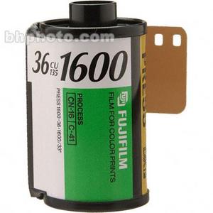 Fujifilm Fujicolor Superia 1600 [CU] Color Negative Film (35mm Roll Film, 36 Exposures, Short-Dated 07/18)