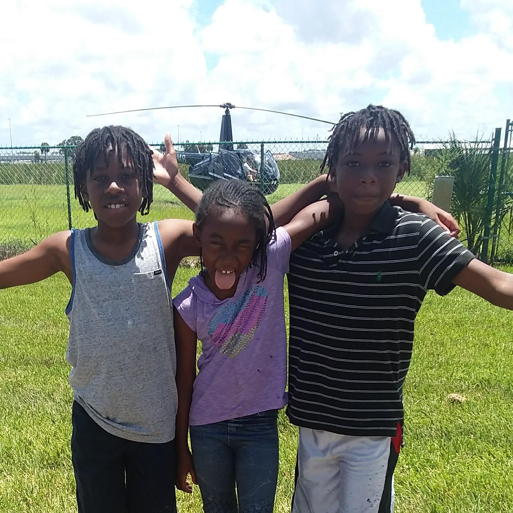 Seriously funny! Another moment in history to take a photo of kids goofing off.