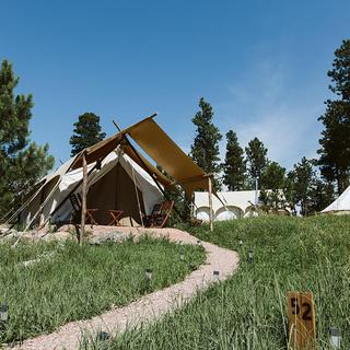 Glamping near Mount Rushmore For 2