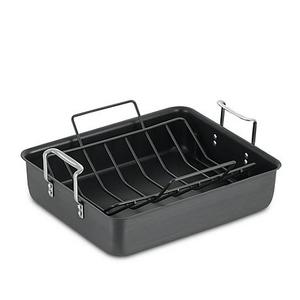 Calphalon® Classic Nonstick Roaster With Rack