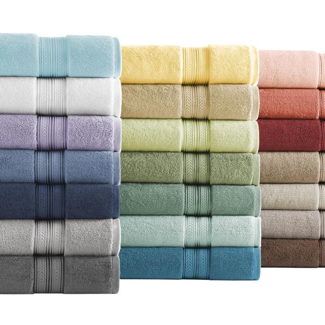 Better Homes & Gardens Thick and Plush Solid Cotton Bath Towel, Arctic White