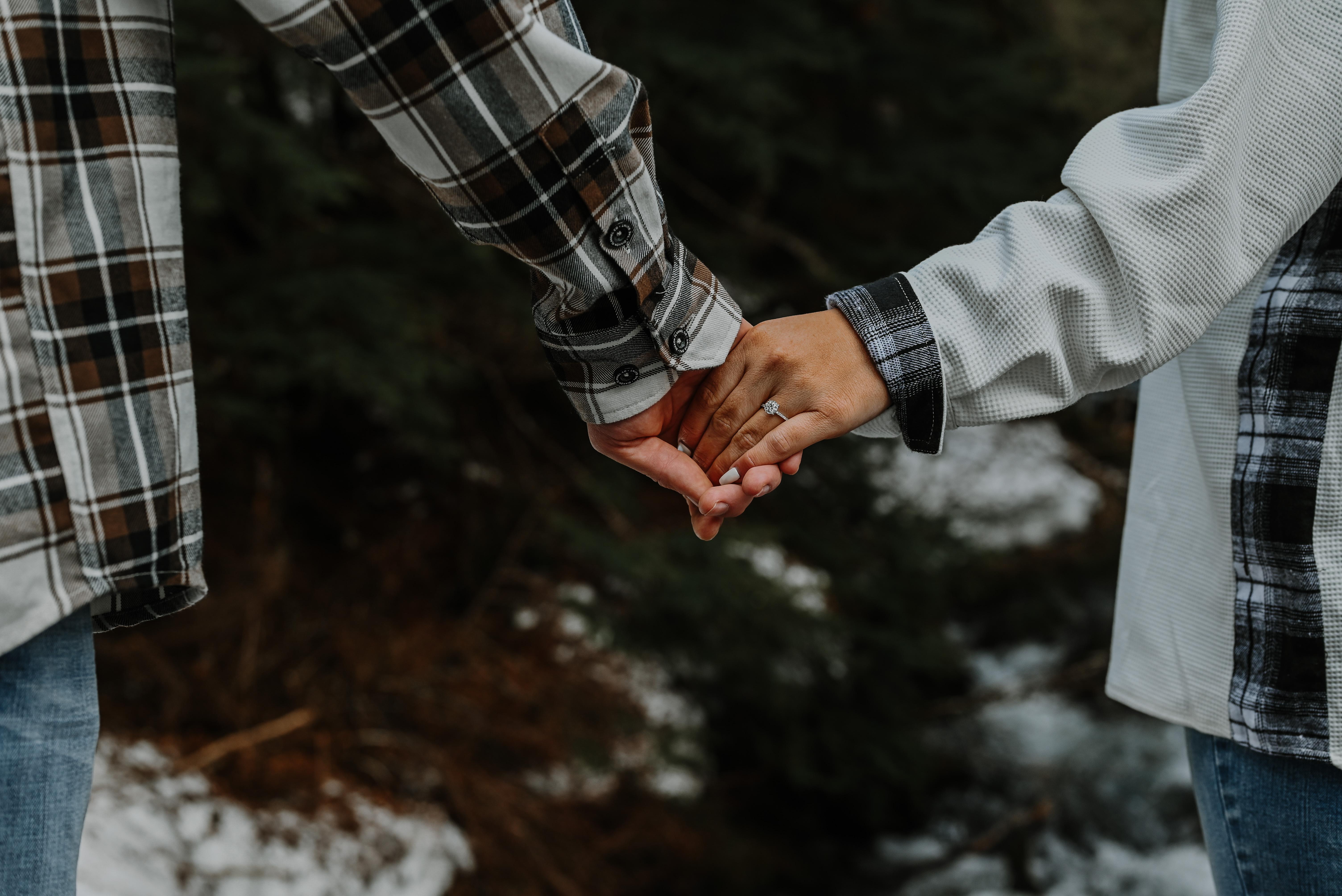The Wedding Website of Kaylie Barnes and Brett Peterson