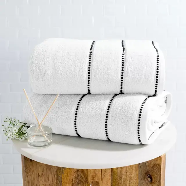Hastings Home 2-Pc Zero-Twist Luxury Cotton Towel Set - White/Black