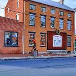 Beanie's Bar & Grill