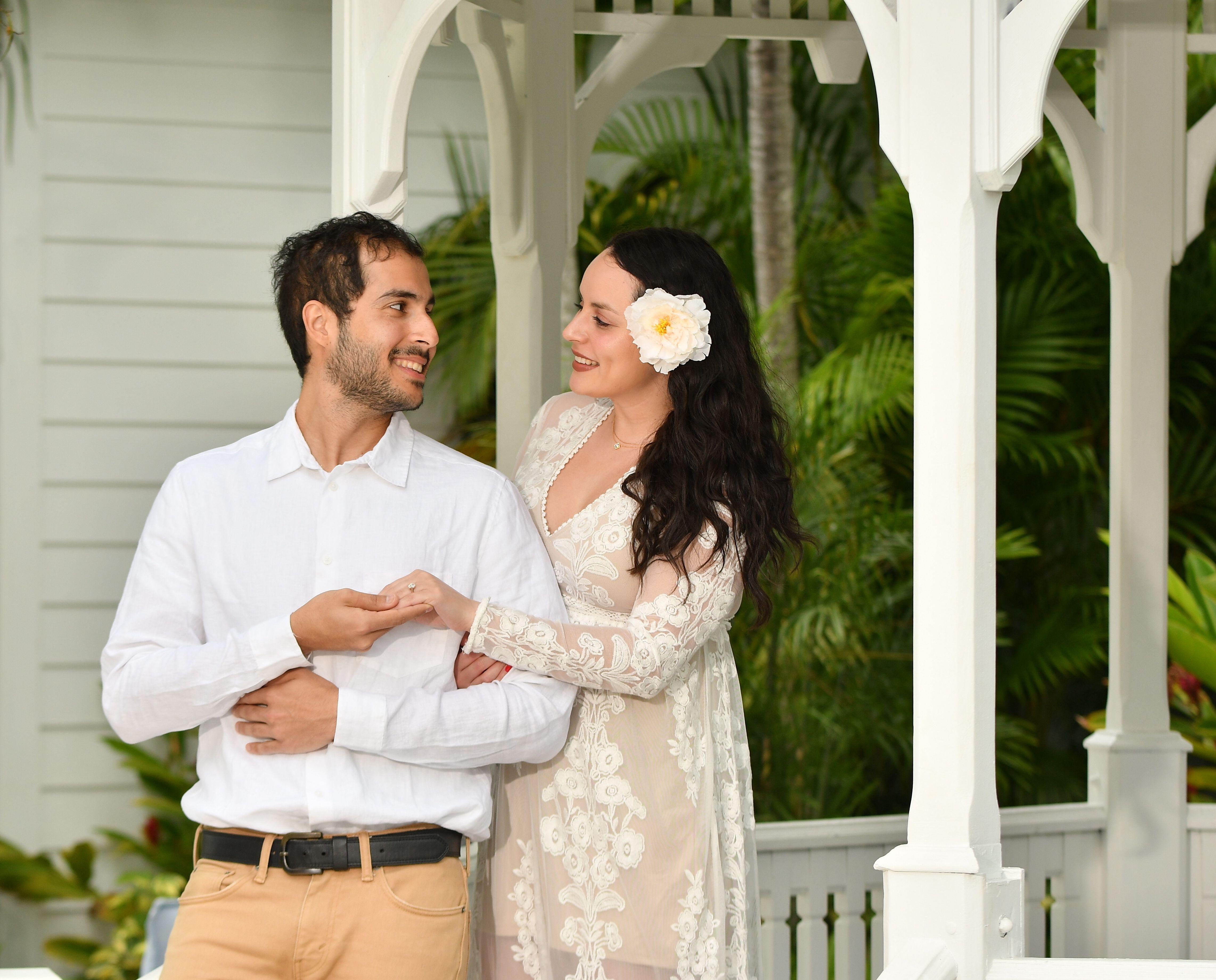 The Wedding Website of Gladys Rosario and Jan Rodriguez