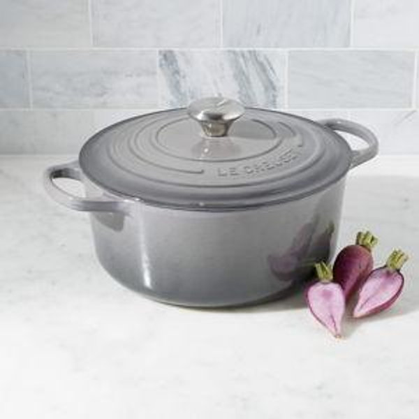 Le Creuset Signature 7.25-Qt. Chambray Enameled Cast Iron Dutch Oven -- OYSTER