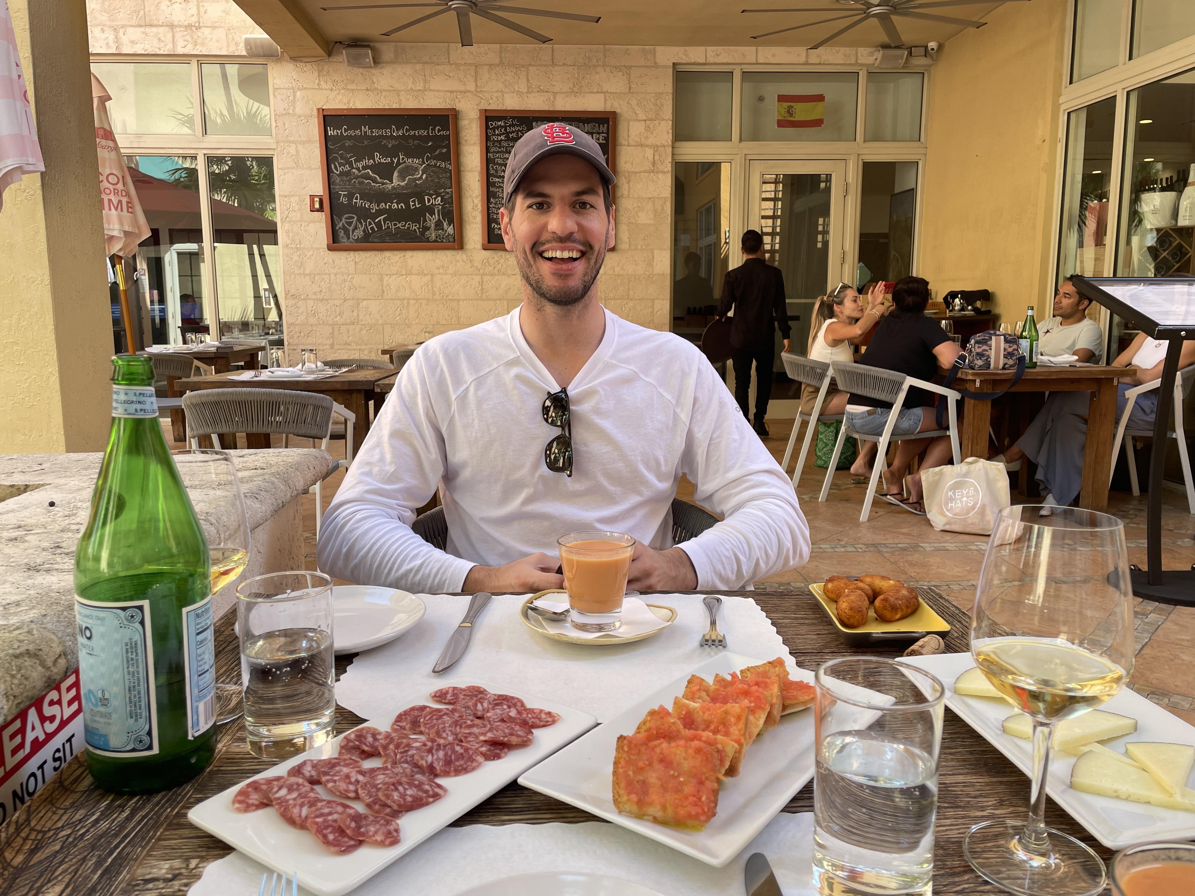 The Wedding Website of Mackenzie Grady and Oscar Escudero