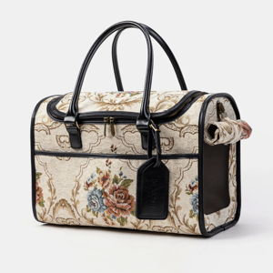 new travel bag for Milly :')