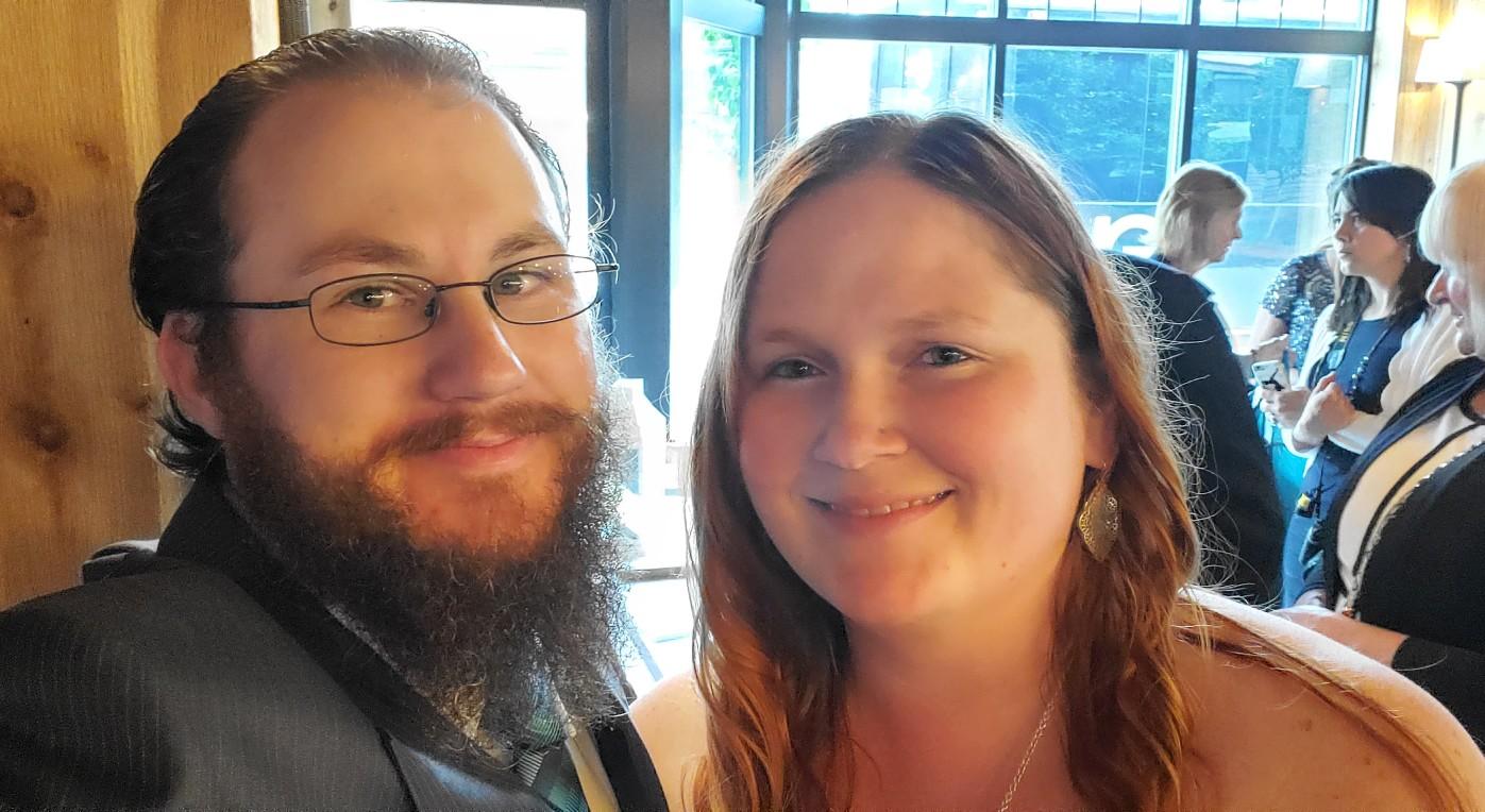The Wedding Website of Shellie Hall and Daine Olinger