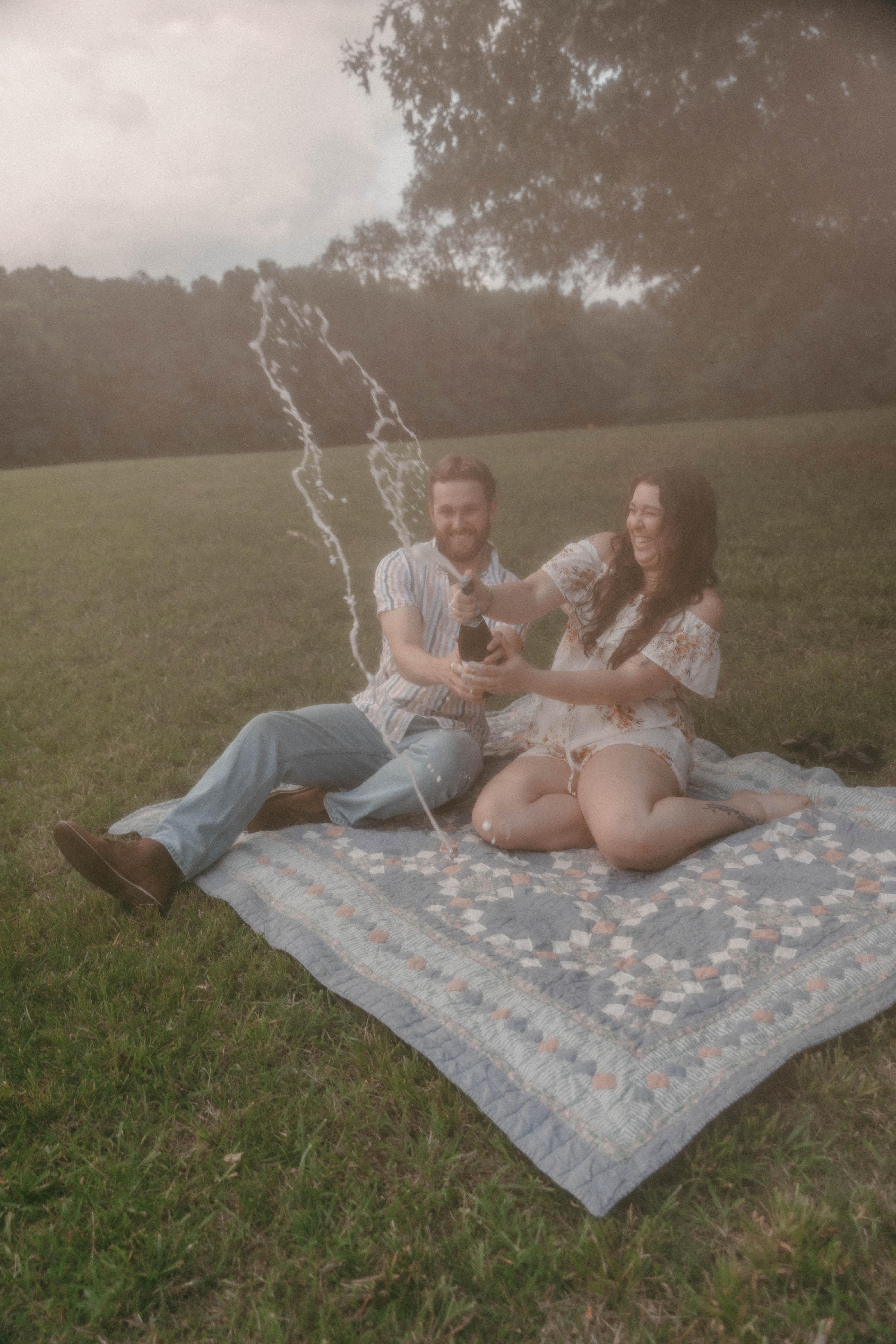 The Wedding Website of Taylor Pettinato and Jacob Lunceford