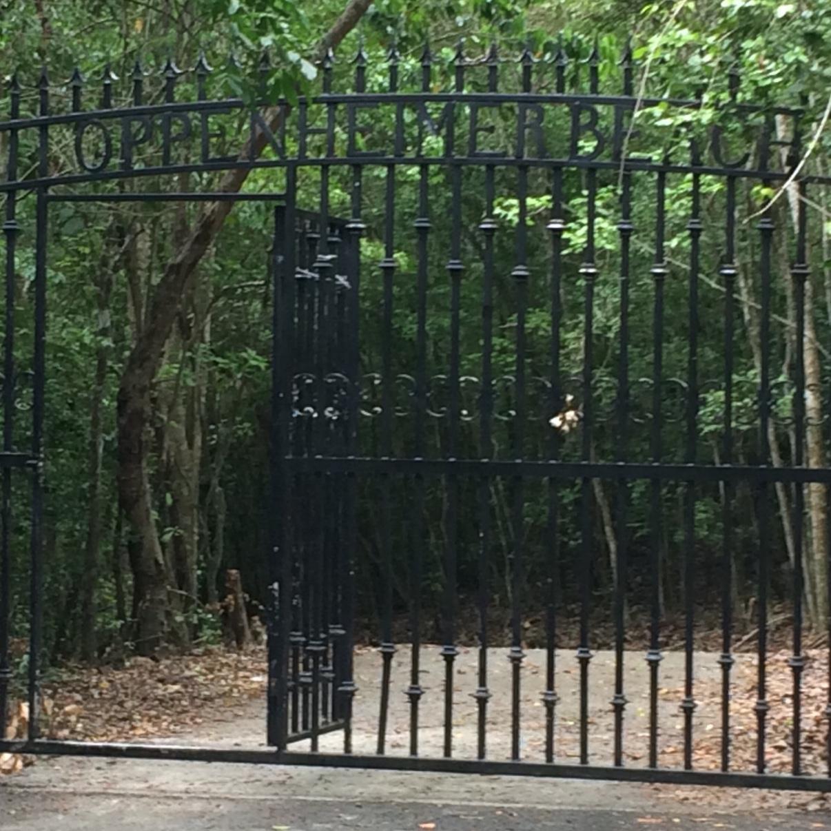 Entrance to Oppenheimer Beach
