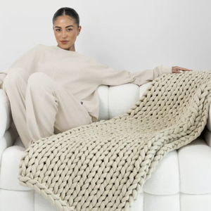 CuddleCloud Weighted Blanket / Oat color