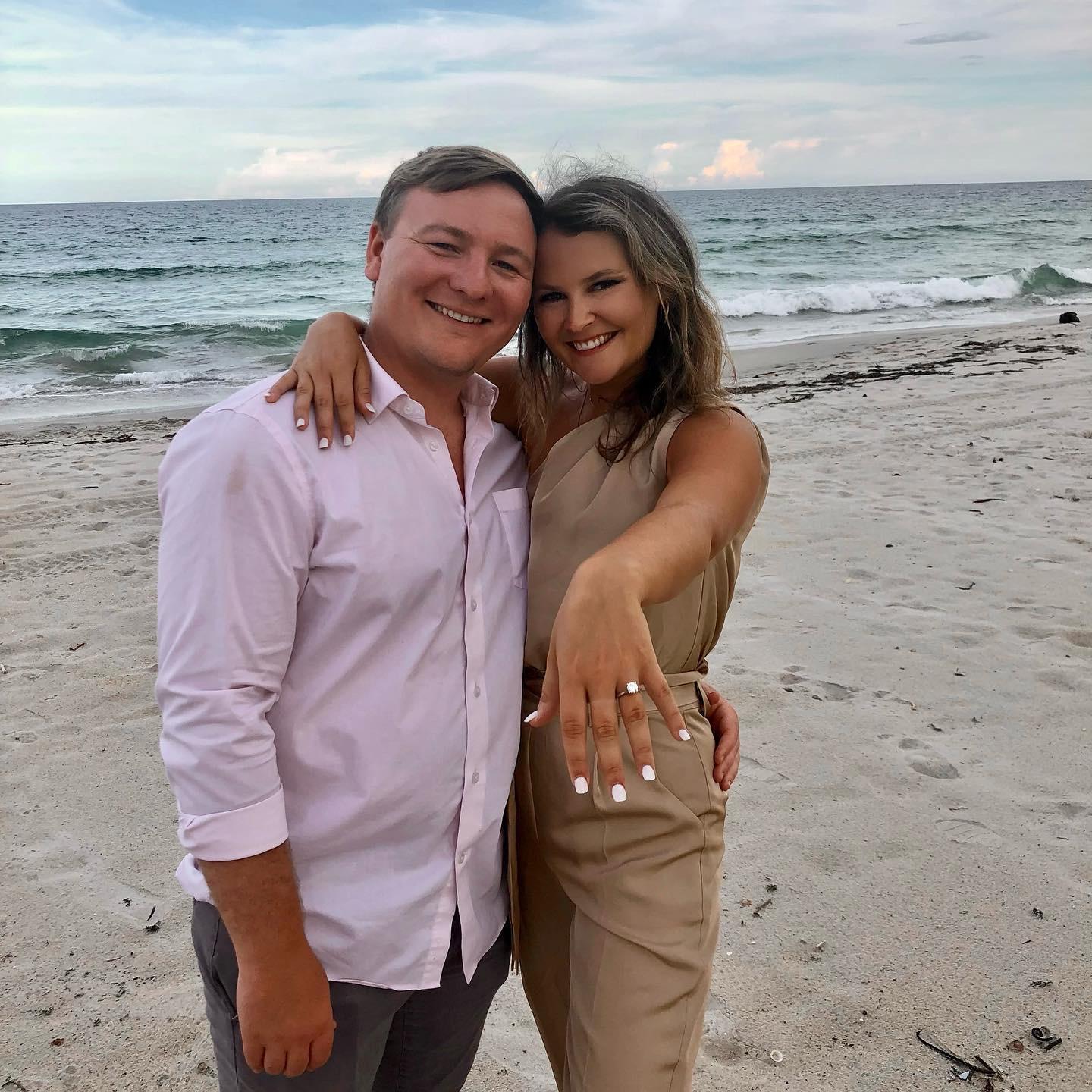 We're engaged!!