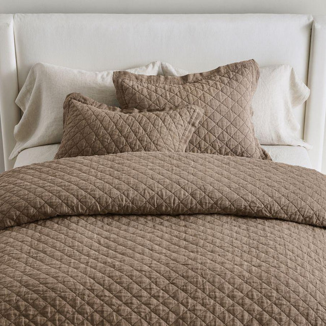 Belgian Flax Linen Diamond Quilt, CafÃ© Noir, Full/Queen