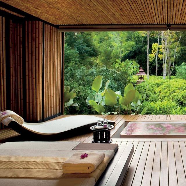 Couples Massage in Thailand