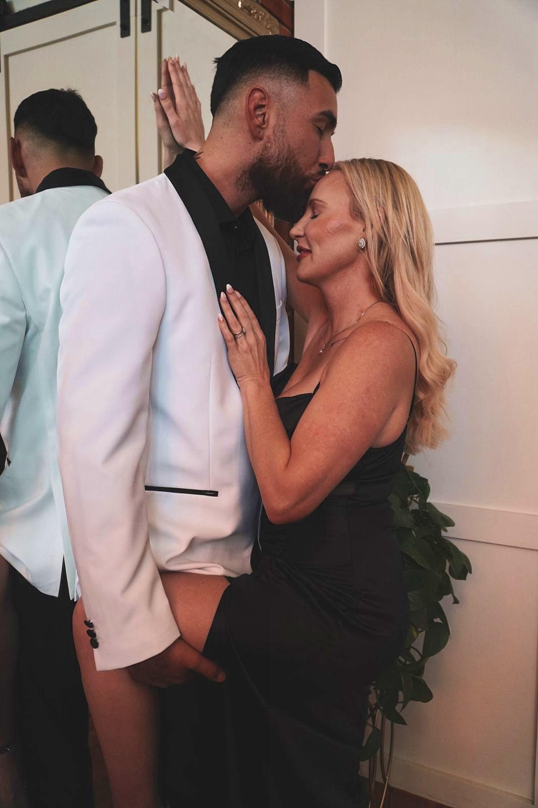 The Wedding Website of Michael Barton and Nicole Barton