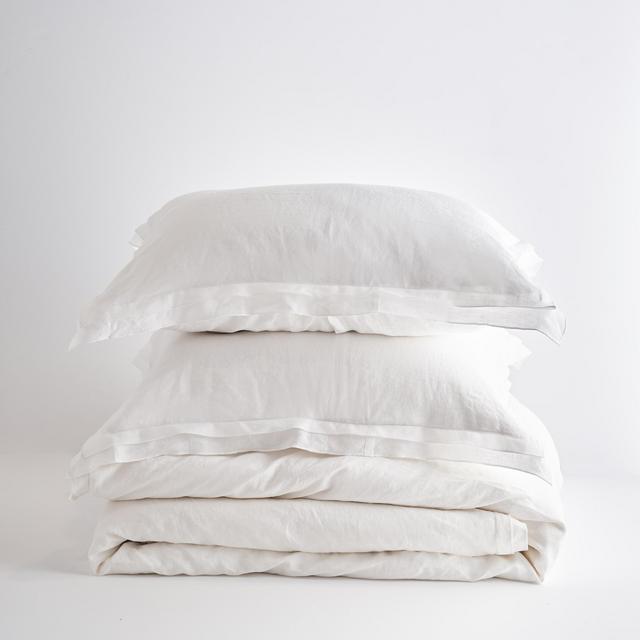 European Linen Double Edge Embroidery Duvet Cover Set - white