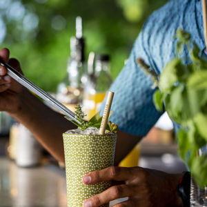Cocktail Mixology Class | Seychelles Honeymoon