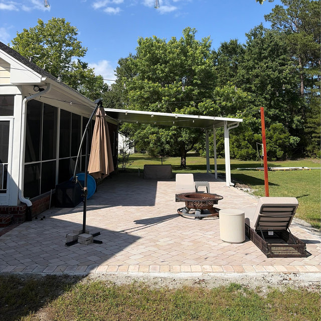 Outdoor kitchen