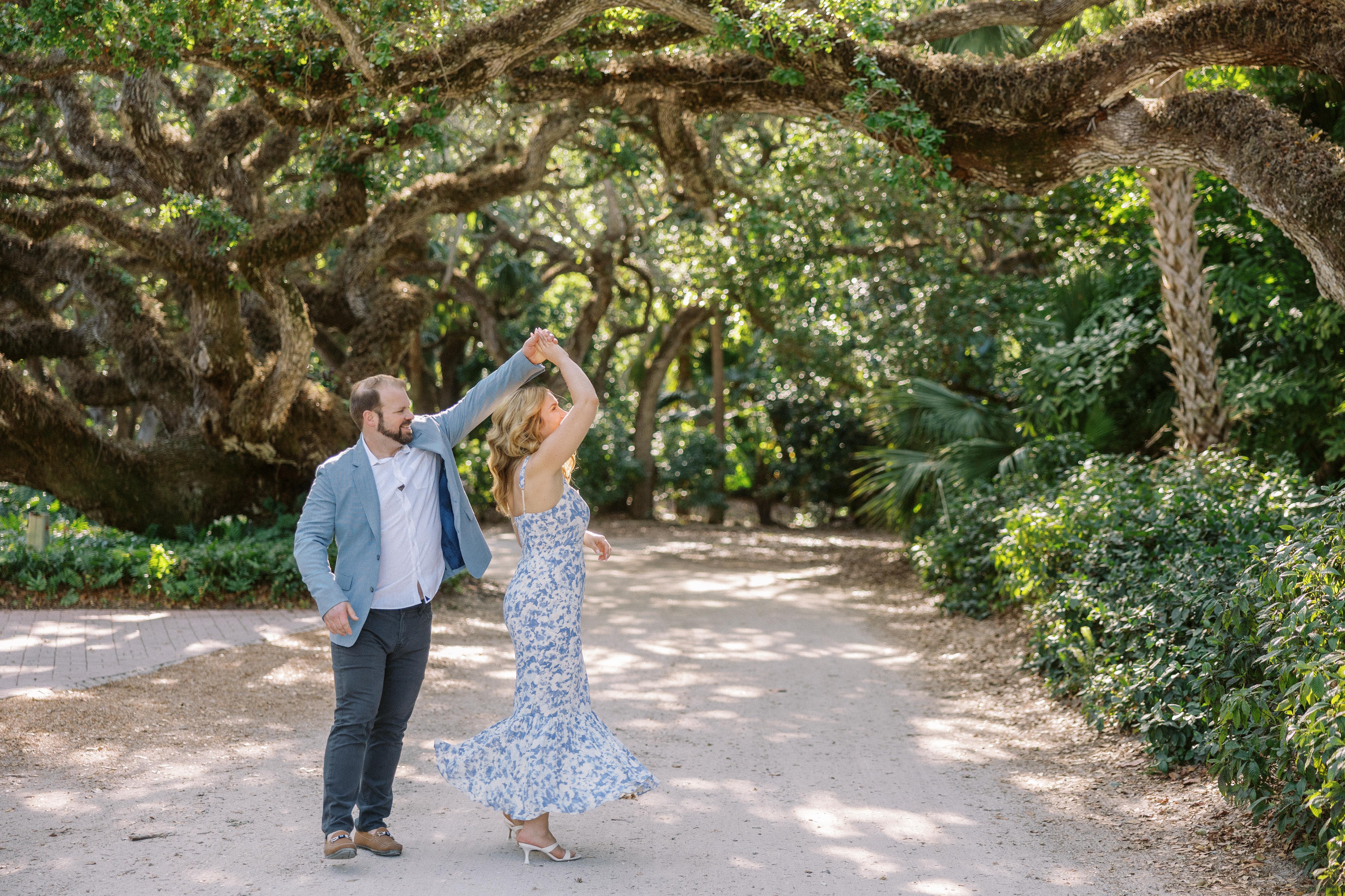 The Wedding Website of Danielle Rosato and Justin Mirto