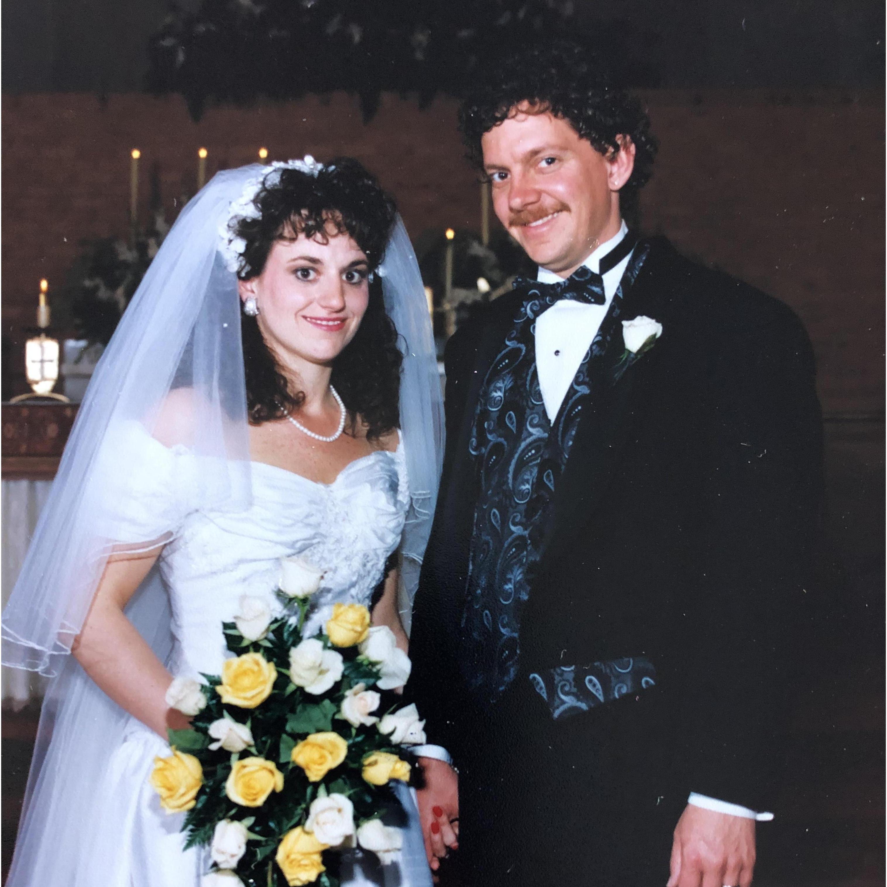 Heather and Oscar Casey are Gabby’s Parents. They have been married since 1996.