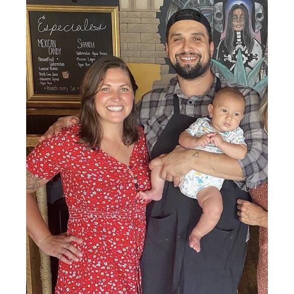 Madison (Madi) was first a wwoofer at BubbaWood and then came on board as the teacher for our BubbaSchool! She is now a new mom and will be with her wonderful partner Chris!