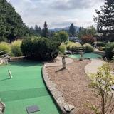 Roaring Rapids Pizza-Mini Golf
