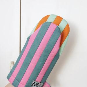 Striped Oven Mitt in ginger