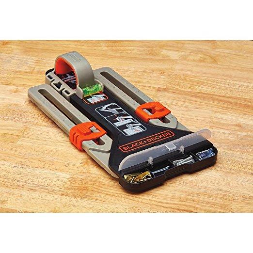Black & Decker BDMKIT101C MarkIT Picture Hanging Tool Kit