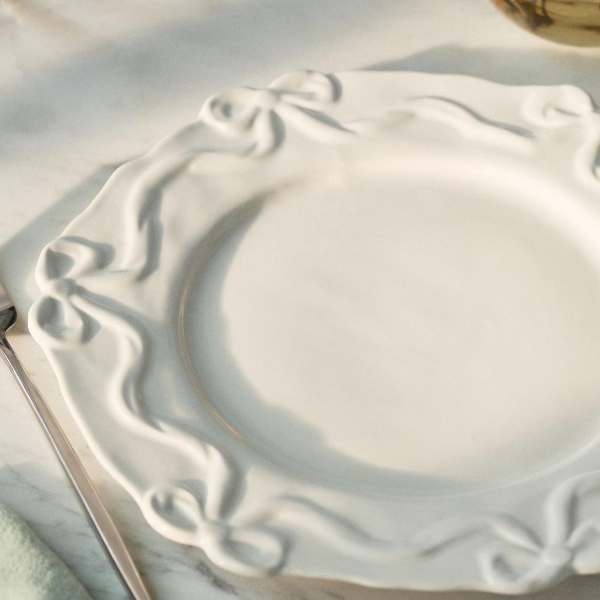 Benedita Bow Stoneware Dinner Plates, Set of 4 White