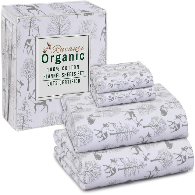 RUVANTI Organic Flannel Sheets Queen Size - 100% Cotton Double Brushed Bed Sheet Set - Deep Pocket 16 Inches - All Seasons Breathable, Extra Soft, Warm & Cozy - 4 Pieces - Reindeer Rush