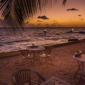 Honeymoon Beach Candlelight Dinner