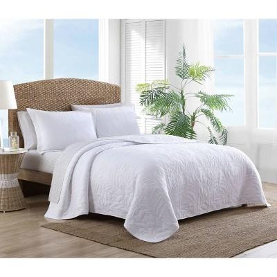 Costa Sera Solid Quilt - white