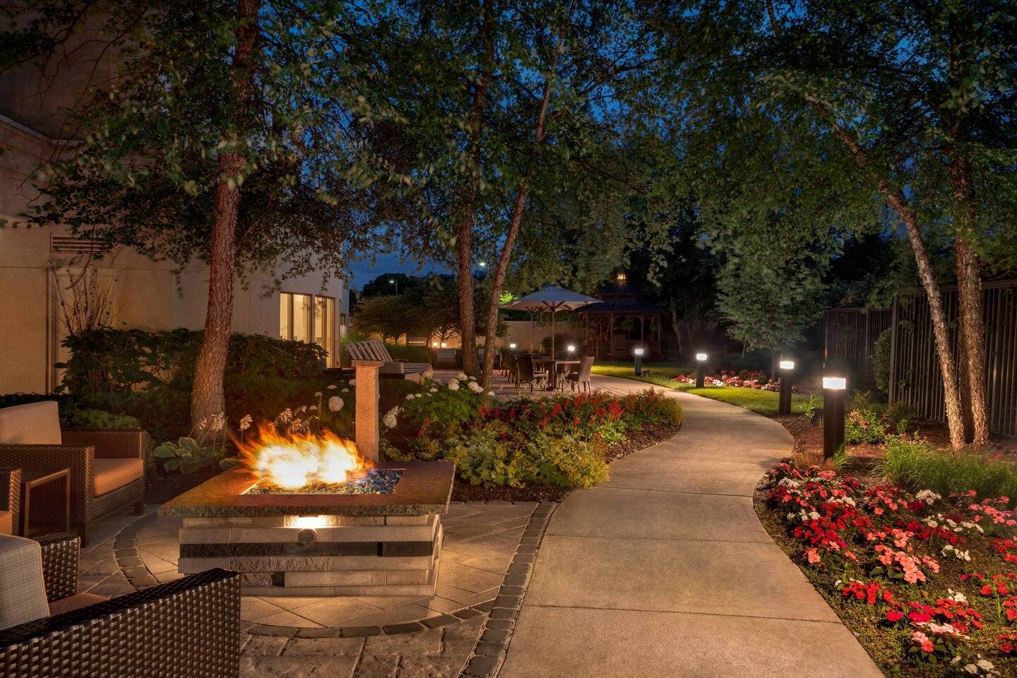 The Wedding Website of James Lee and Jasmine Kim