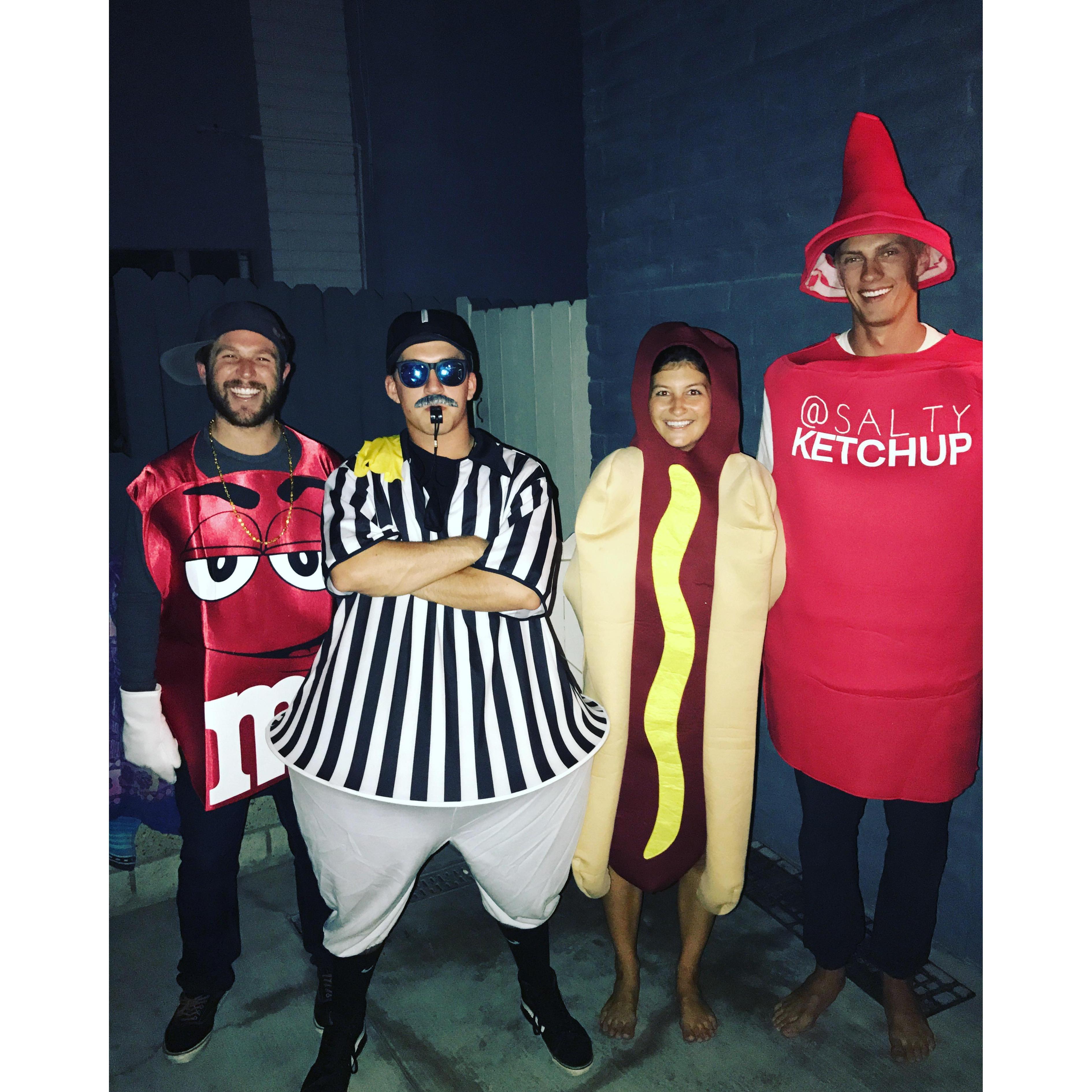 Halloween in Newport at 4804 Seashore dr.