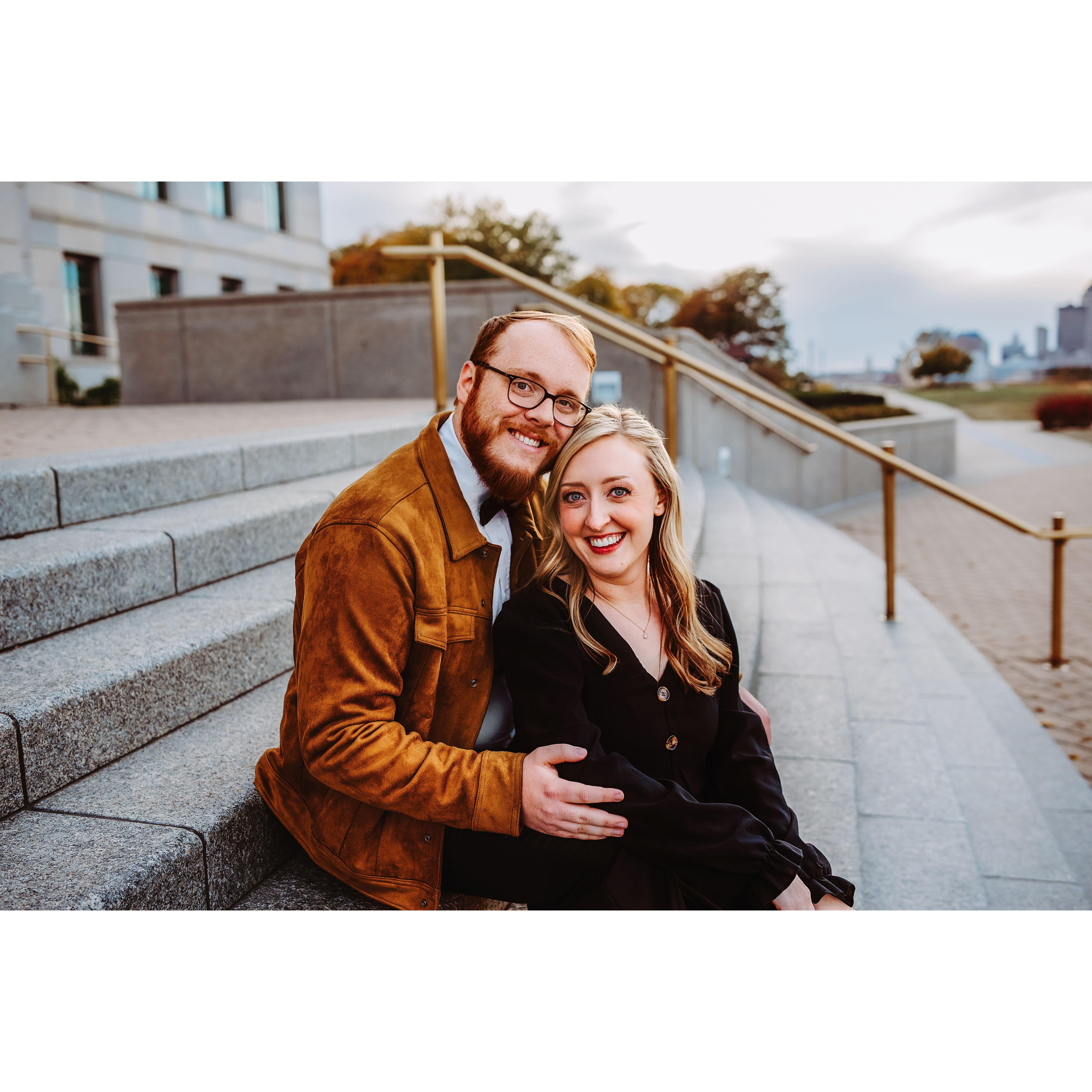 We LOVE this engagement picture :)