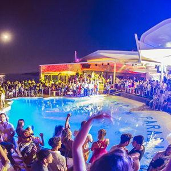 Paradise Beach Club 