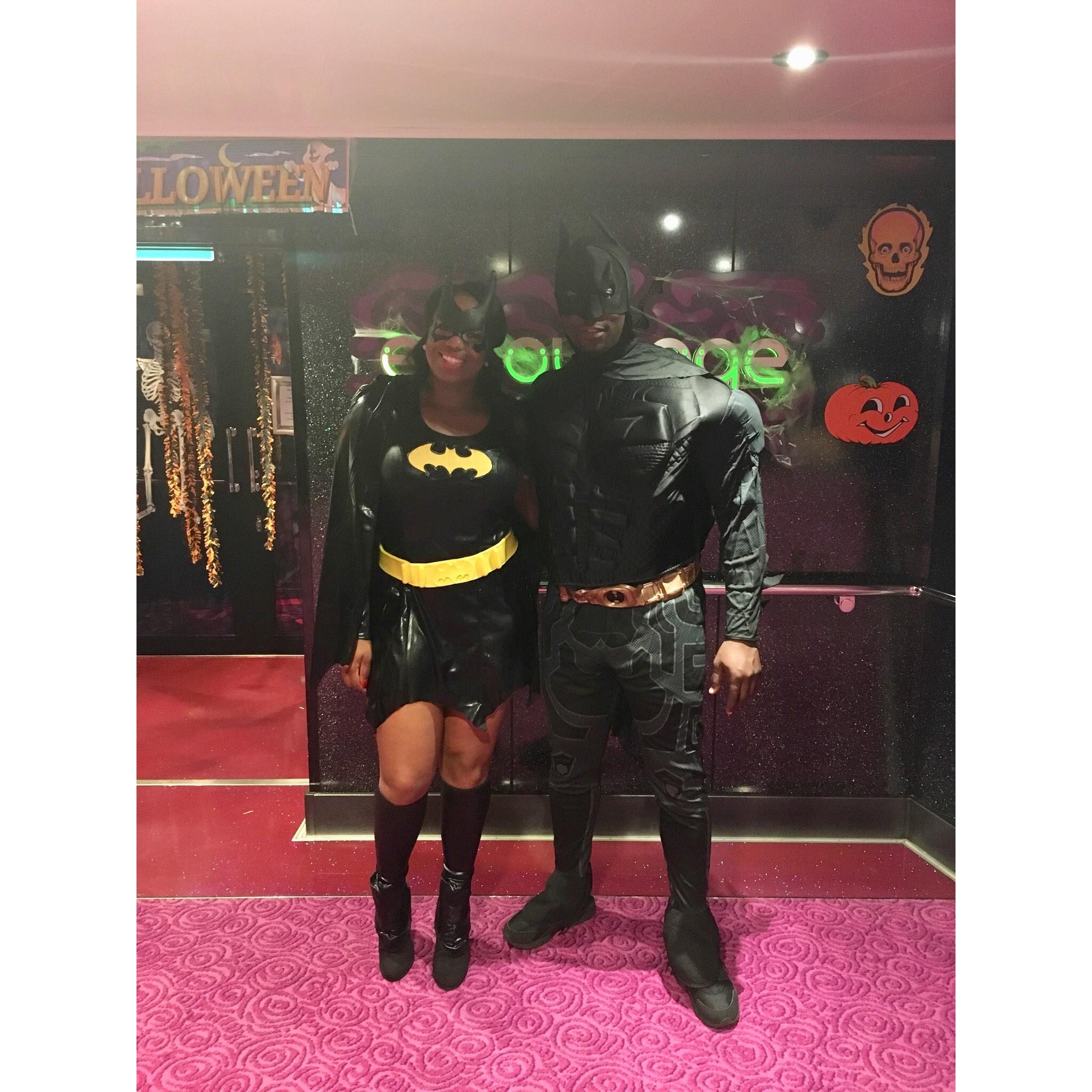Batman and Batwoman (Location: Cruising)