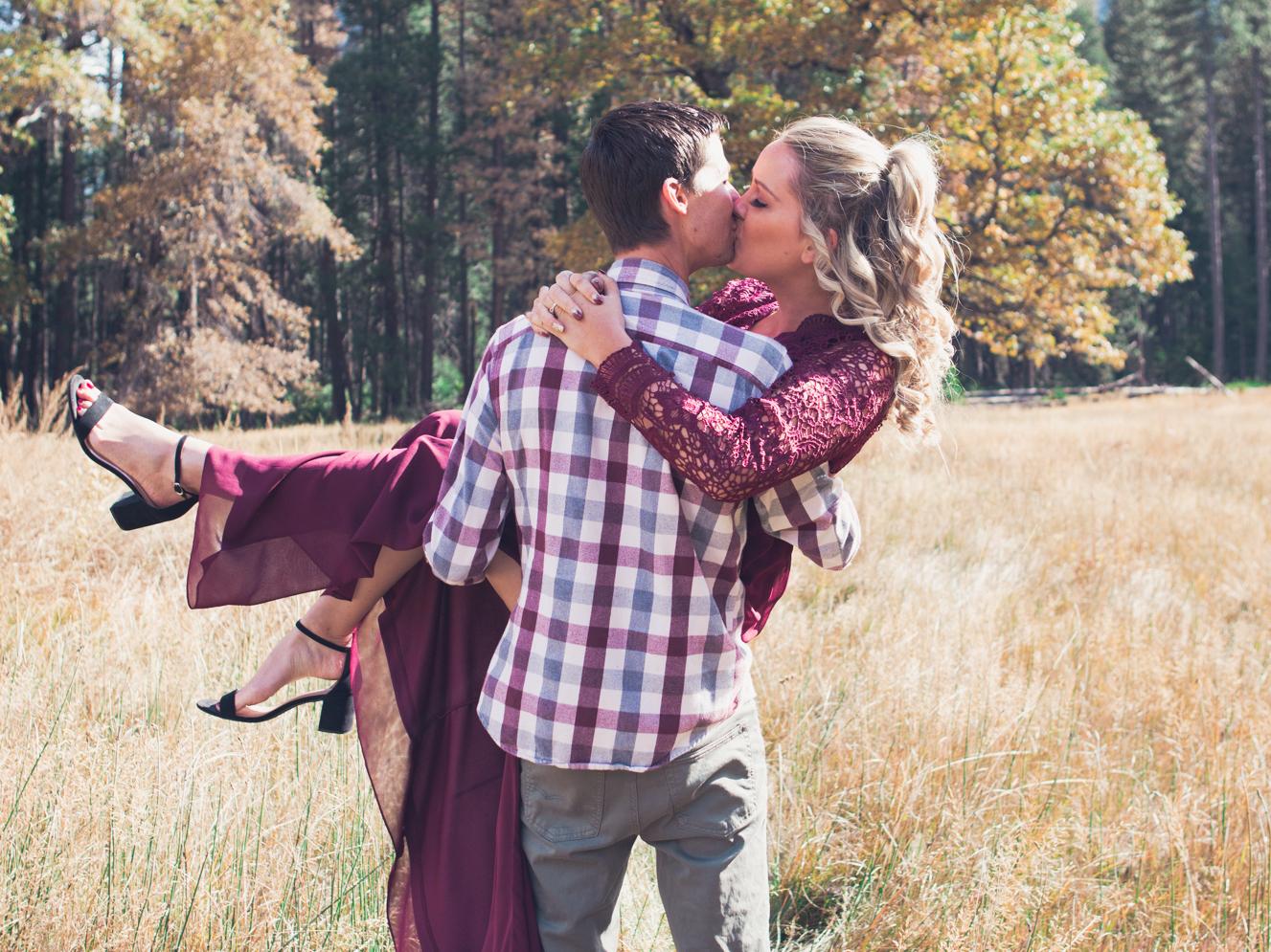 The Wedding Website of Monique Lorraine Wardenaar and Kyle Evan Rosenkoetter