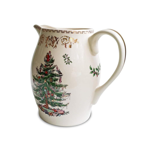 Spode Christmas Tree Gold Pitcher - 1.7L Earthenware Jug with Handle & Spout, Holiday Serveware with 22K Gold Accents, Elegant Decorative Pitcher for Christmas Dining & Entertaining