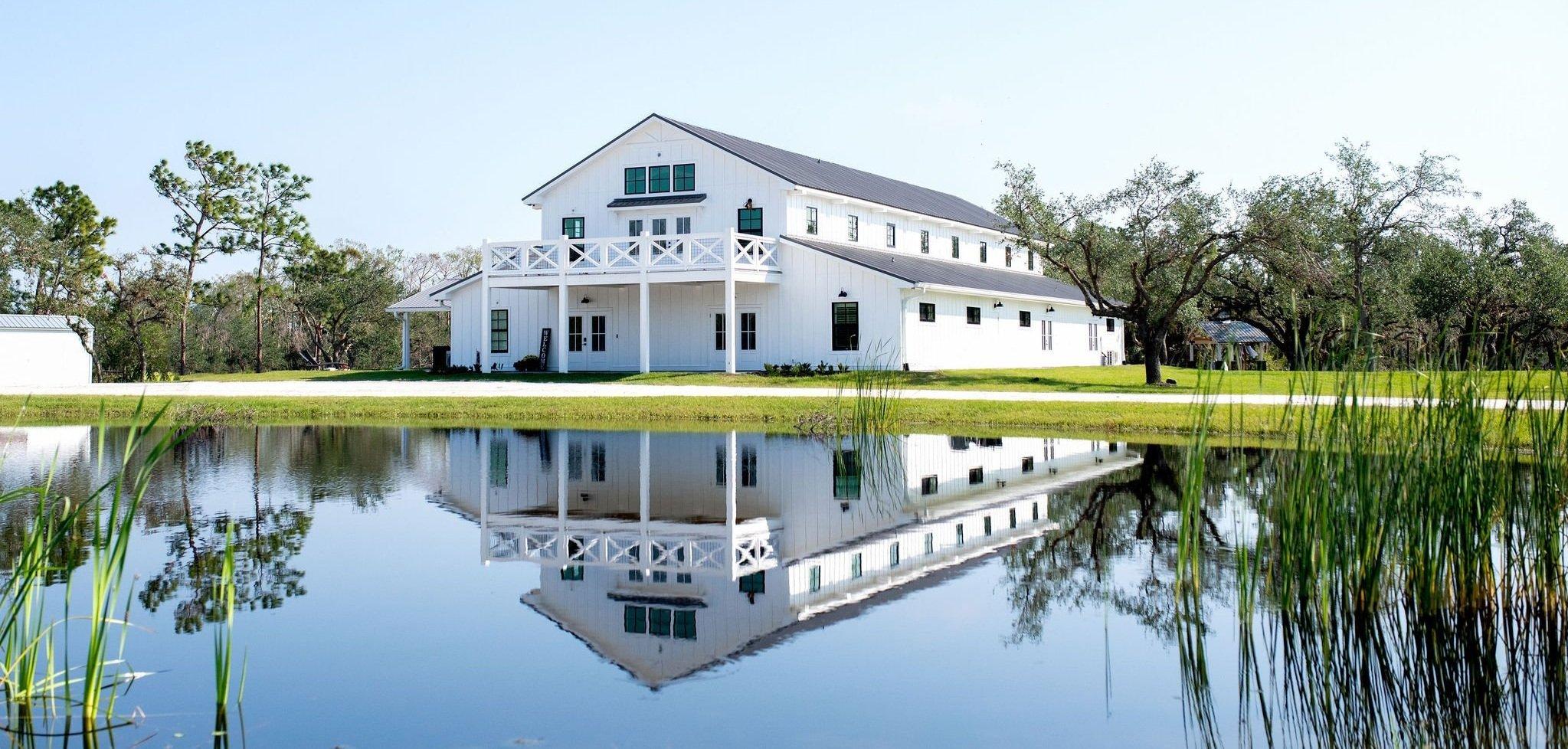 The Wedding Website of Sarah Wilson and Jordan Hawley